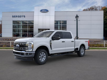 New 2024 Ford F250 XL w/ FX4 Off-Road Package