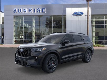 New 2025 Ford Explorer ST-Line w/ Premium Package