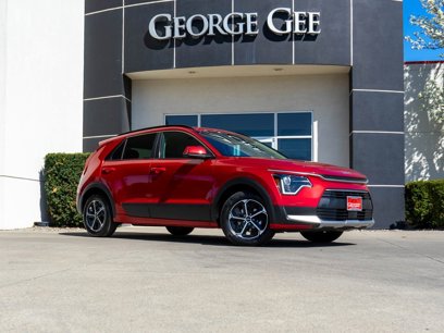 New 2025 Kia Niro EX