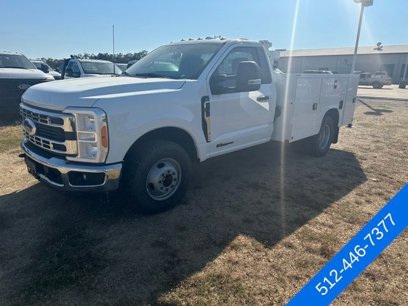 New 2023 Ford F350 XL w/ XL Chrome Package