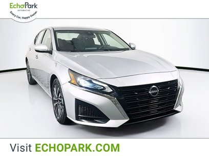 Used 2023 Nissan Altima 2.5 SV