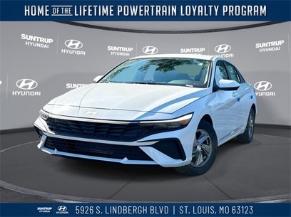 Certified 2025 Hyundai Elantra SE w/ Cargo Package
