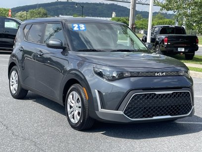 Used 2023 Kia Soul LX