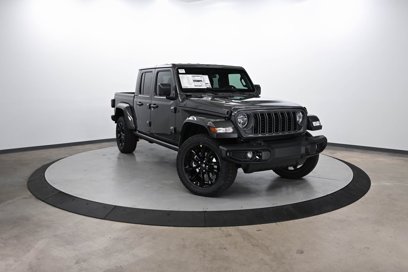 New 2025 Jeep Gladiator Sport
