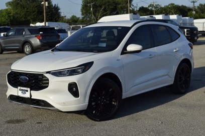 New 2025 Ford Escape ST-Line Elite w/ Premium Technology Package