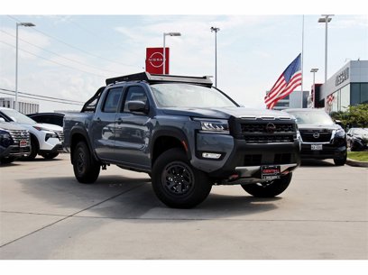 New 2025 Nissan Frontier PRO-4X w/ Pro Premium Package