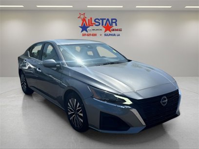 Used 2023 Nissan Altima 2.5 SV