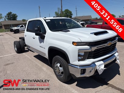 New 2025 Chevrolet Silverado 3500 LT w/ Convenience Package