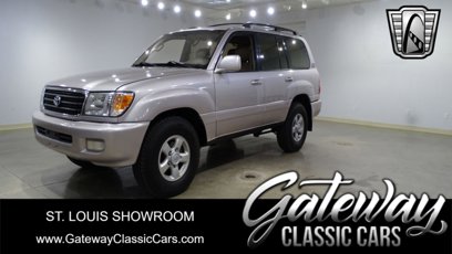 Used 2000 Toyota Land Cruiser w/ Convenience Pkg