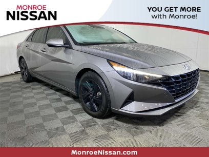 Used 2023 Hyundai Elantra SEL w/ Cargo Package
