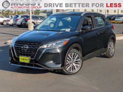 Used 2021 Nissan Kicks SV