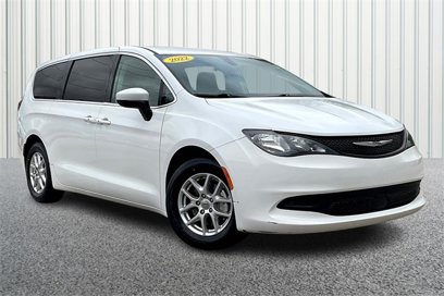 Used 2022 Chrysler Voyager LX