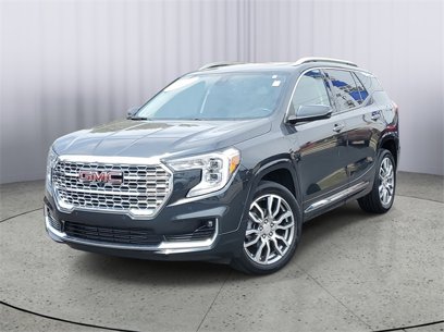 Used 2022 GMC Terrain Denali w/ Denali Premium Package