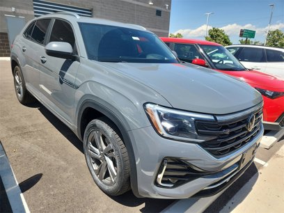 Used 2024 Volkswagen Atlas Cross Sport SEL R-Line