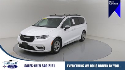 Used 2023 Chrysler Pacifica Limited