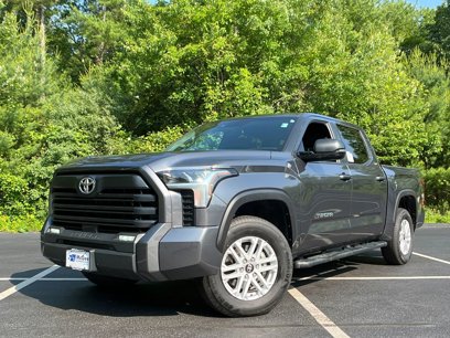 New 2025 Toyota Tundra SR5 w/ SR5 Convenience Package
