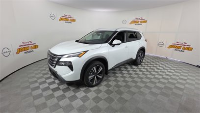 New 2025 Nissan Rogue SL
