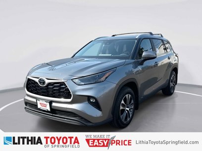 New 2025 Toyota Highlander XLE