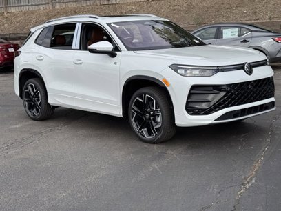 New 2025 Volkswagen Tiguan SEL R-Line