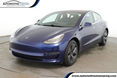 Used 2018 Tesla Model 3 Mid Range