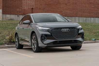 Used 2024 Audi Q4 e-tron Premium Plus w/ Premium Plus