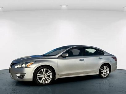 Used 2014 Nissan Altima 3.5 SL w/ Technology Package