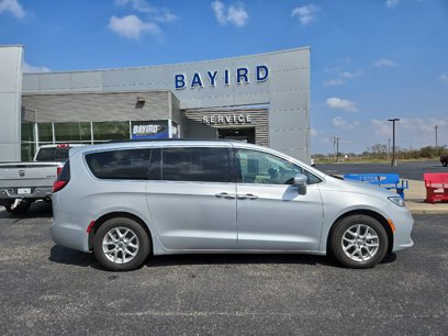 Used 2022 Chrysler Pacifica Touring-L