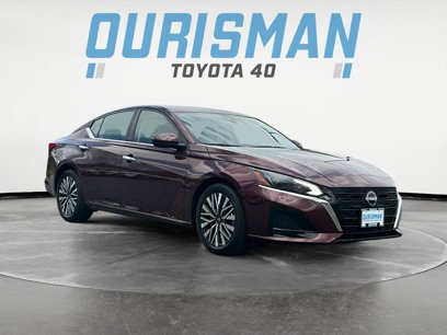 Used 2023 Nissan Altima 2.5 SV