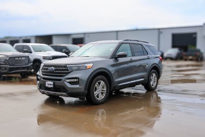 Used 2024 Ford Explorer XLT