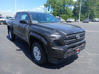 New 2025 Toyota Tacoma SR5