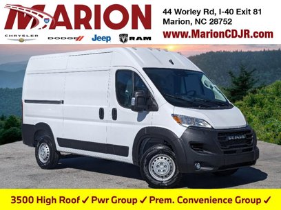 New 2024 RAM ProMaster 3500 w/ Premium Convenience Group