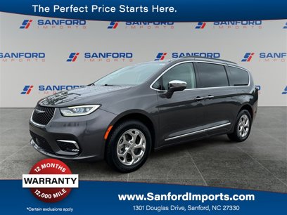 Used 2022 Chrysler Pacifica Limited