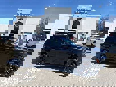 New 2025 Jeep Grand Cherokee L Limited w/ Black Appearance Package