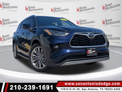 Used 2023 Toyota Highlander L