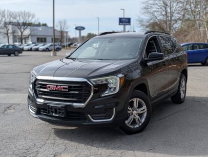 Used 2024 GMC Terrain SLE