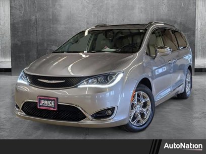 Used 2017 Chrysler Pacifica Limited