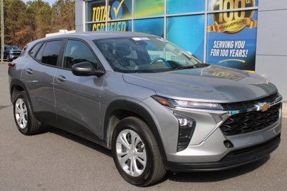 Used 2024 Chevrolet Trax LS w/ Driver Confidence Package