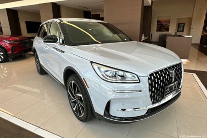 New 2025 Lincoln Corsair Reserve w/ Towing Package