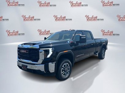 New 2025 GMC Sierra 3500 Pro w/ Convenience Package