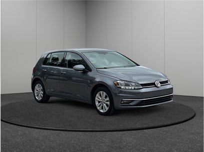 Used 2019 Volkswagen Golf SE