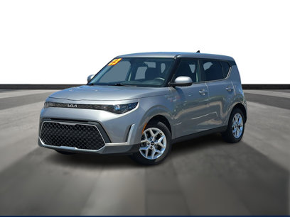 Used 2023 Kia Soul LX w/ LX Technology Package