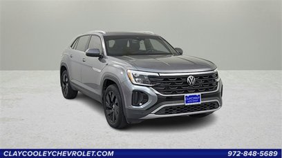 Used 2024 Volkswagen Atlas Cross Sport SE w/ Panoramic Sunroof Package