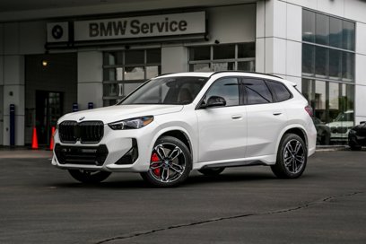 New 2025 BMW X1 xDrive28i w/ Premium Package