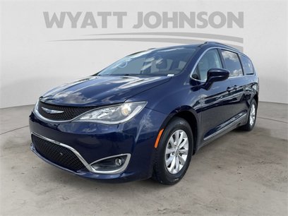 Used 2018 Chrysler Pacifica Touring-L Plus