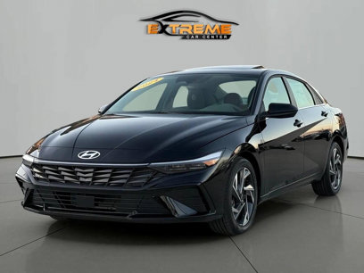 Used 2024 Hyundai Elantra SEL w/ Convenience Package