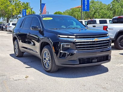 New 2025 Chevrolet Traverse LT w/ Driver Confidence Package