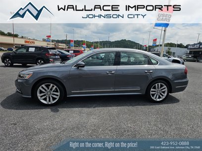 Used 2017 Volkswagen Passat 1.8T SEL Premium