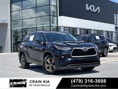 Used 2023 Toyota Highlander Bronze Edition