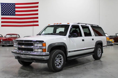 Used 1997 Chevrolet Suburban 4WD w/ Preferred Equipment Group 2