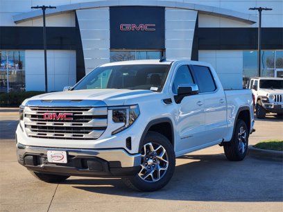 New 2025 GMC Sierra 1500 SLE w/ Preferred Package